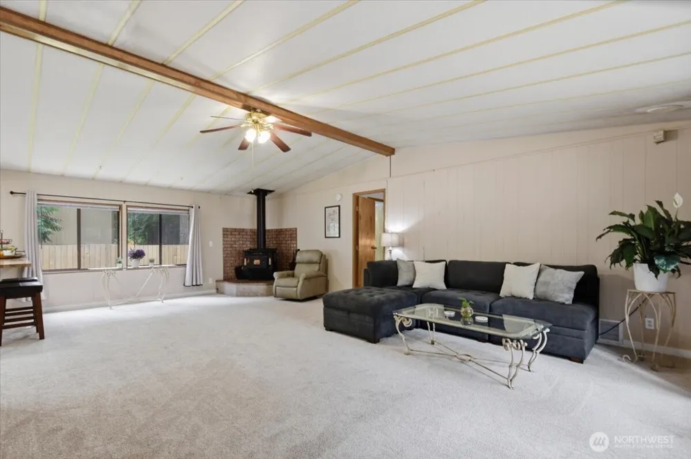 21733 183rd Avenue SE Yelm, WA 98597