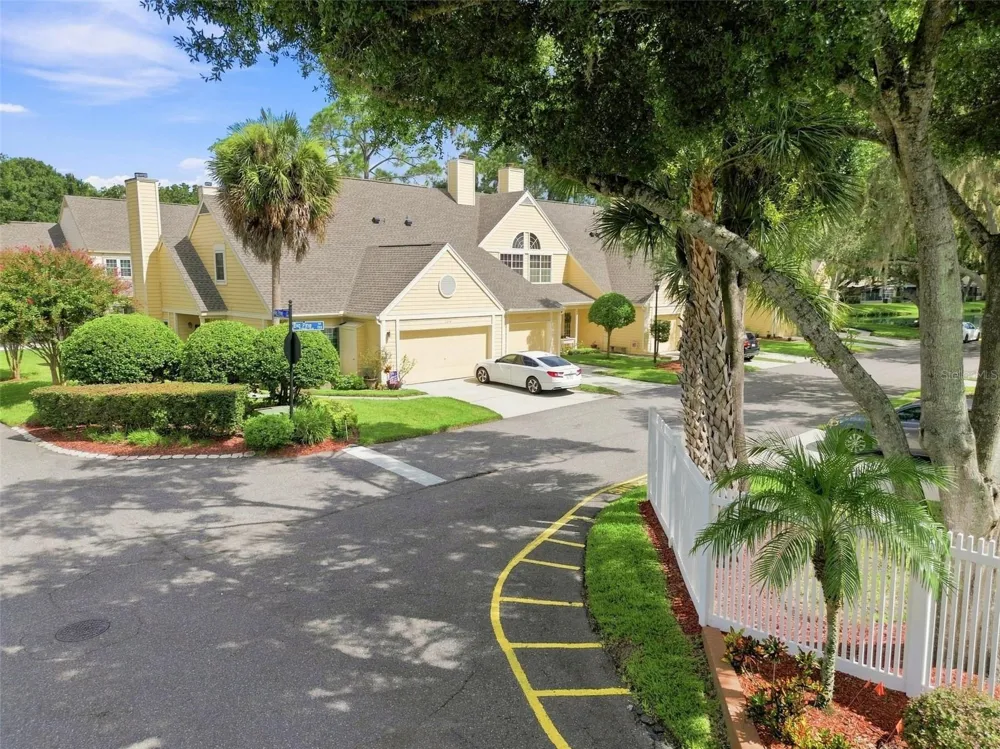 1356 BIG PINE DRIVE #1356 Valrico, FL 33596