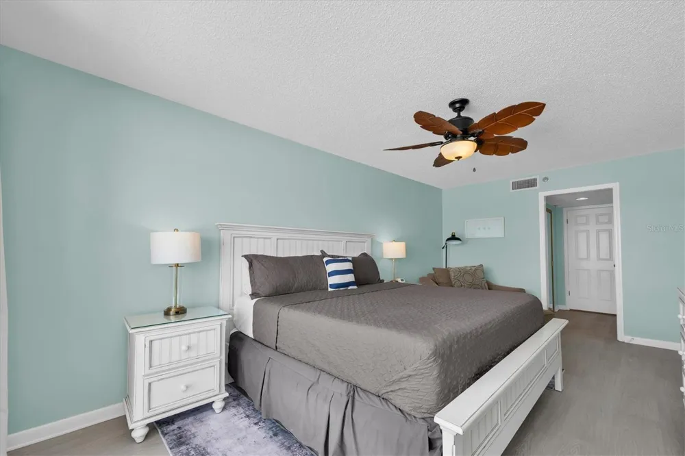 14710 GULF BOULEVARD #206 Madeira Beach, FL 33708