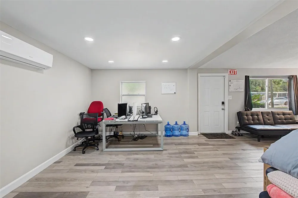 675 11TH PLACE Safety Harbor, FL 34695