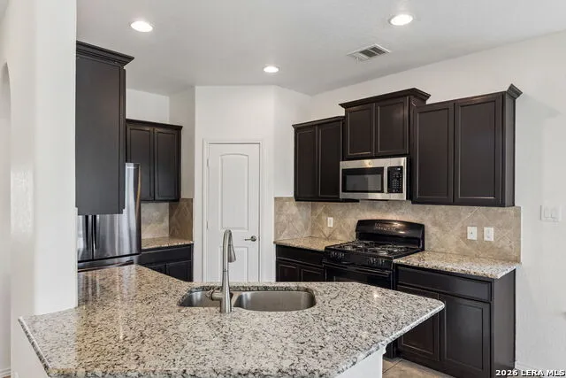 5811 AKIN PL San Antonio, TX 78261