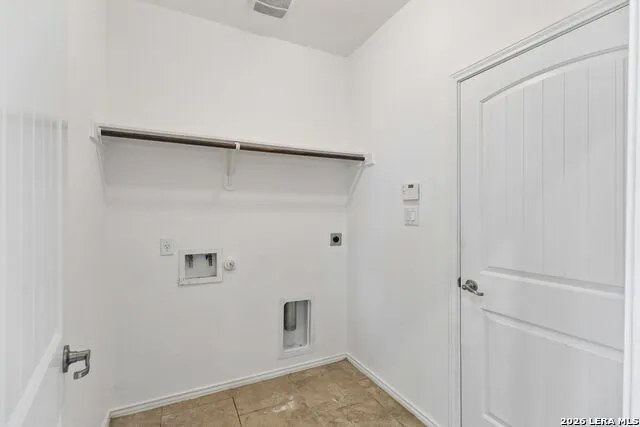 5811 AKIN PL San Antonio, TX 78261