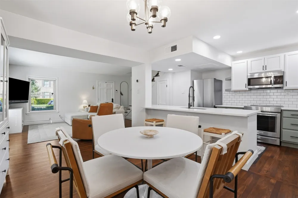 6363 Bordeaux Avenue Dallas, TX 75209
