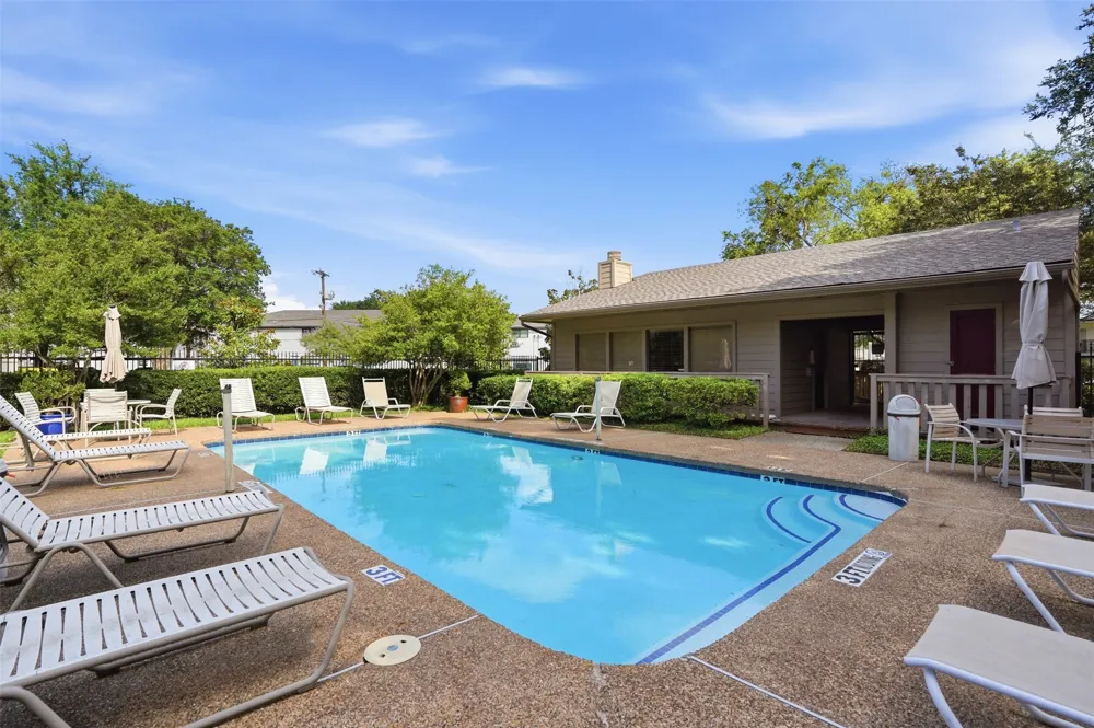 6363 Bordeaux Avenue Dallas, TX 75209