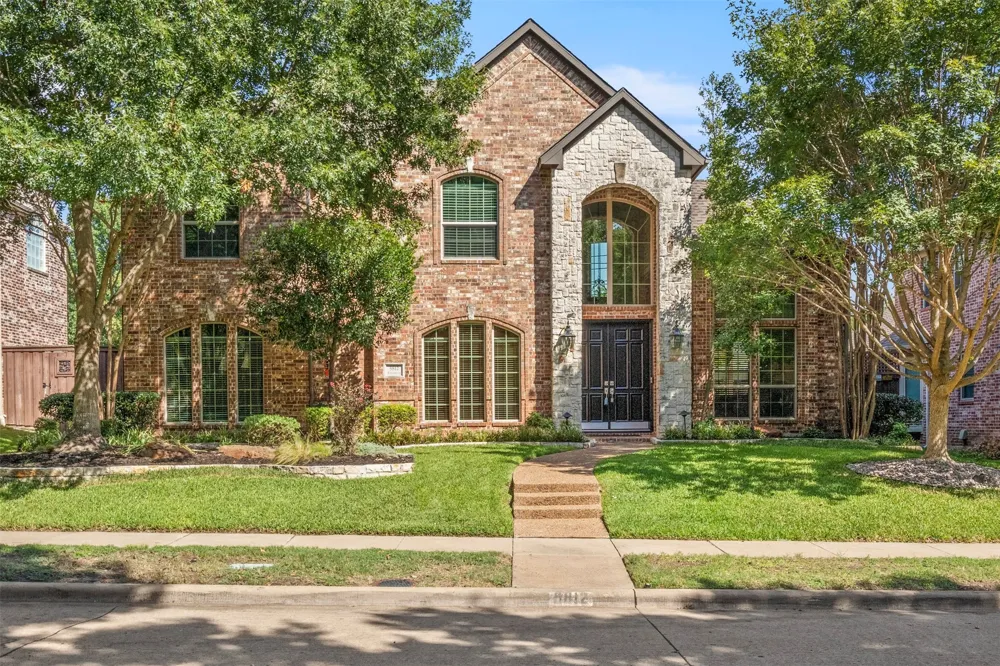 5812 Kingsbrook Drive Plano, TX 75093