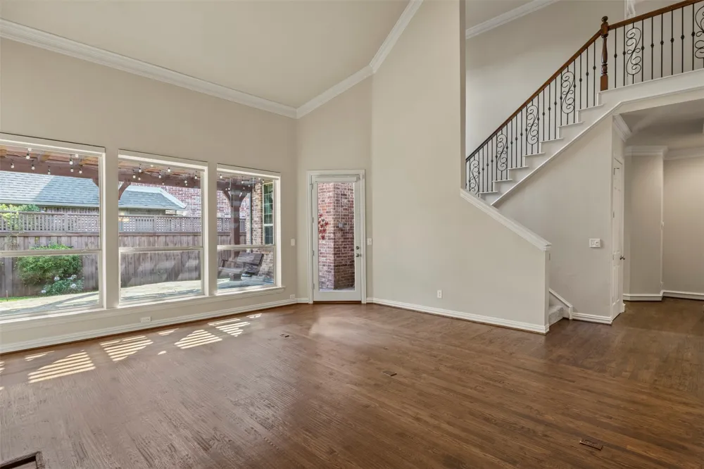 5812 Kingsbrook Drive Plano, TX 75093