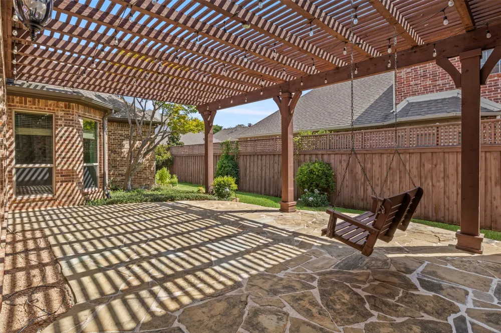 5812 Kingsbrook Drive Plano, TX 75093