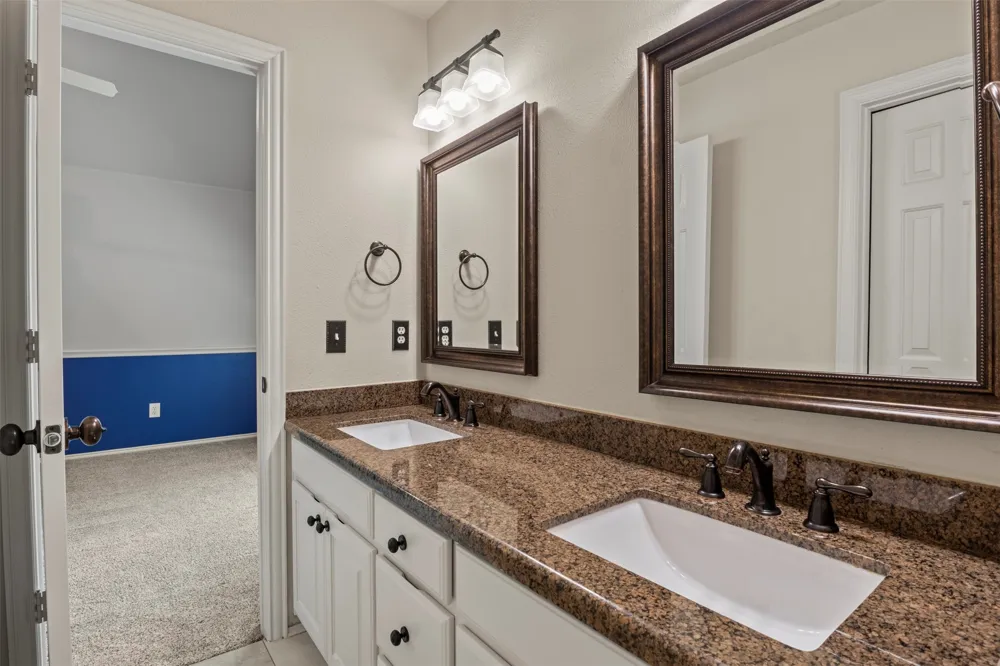 5812 Kingsbrook Drive Plano, TX 75093