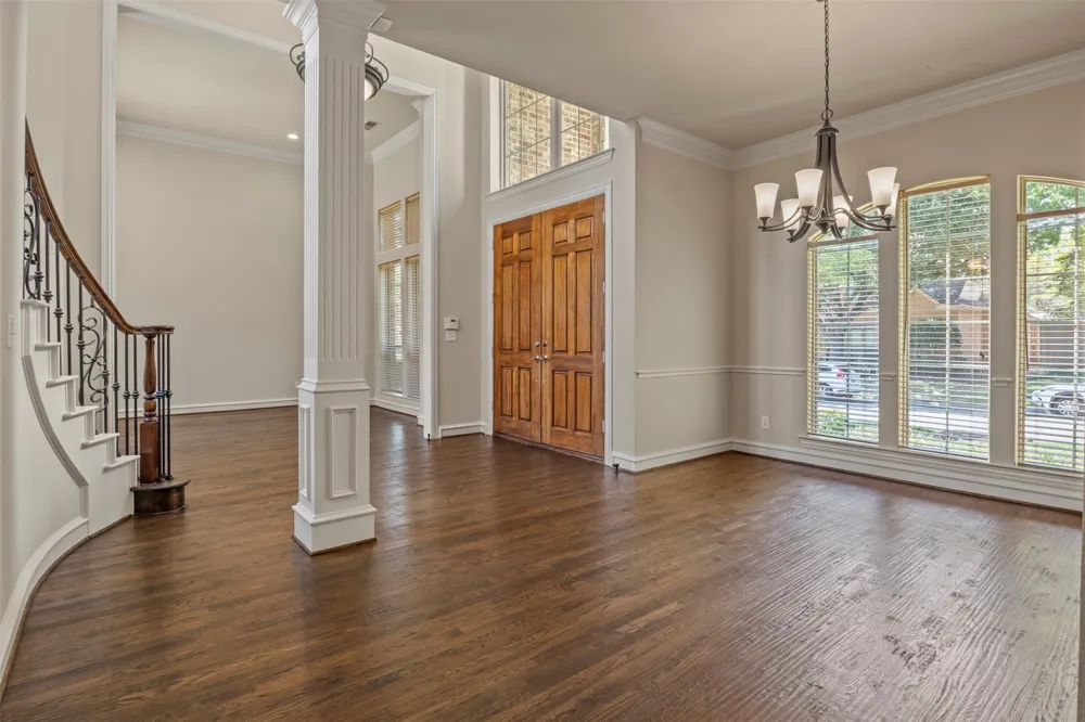 5812 Kingsbrook Drive Plano, TX 75093