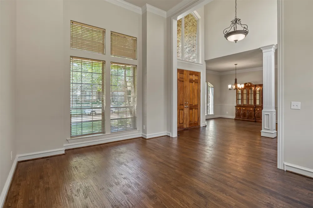 5812 Kingsbrook Drive Plano, TX 75093