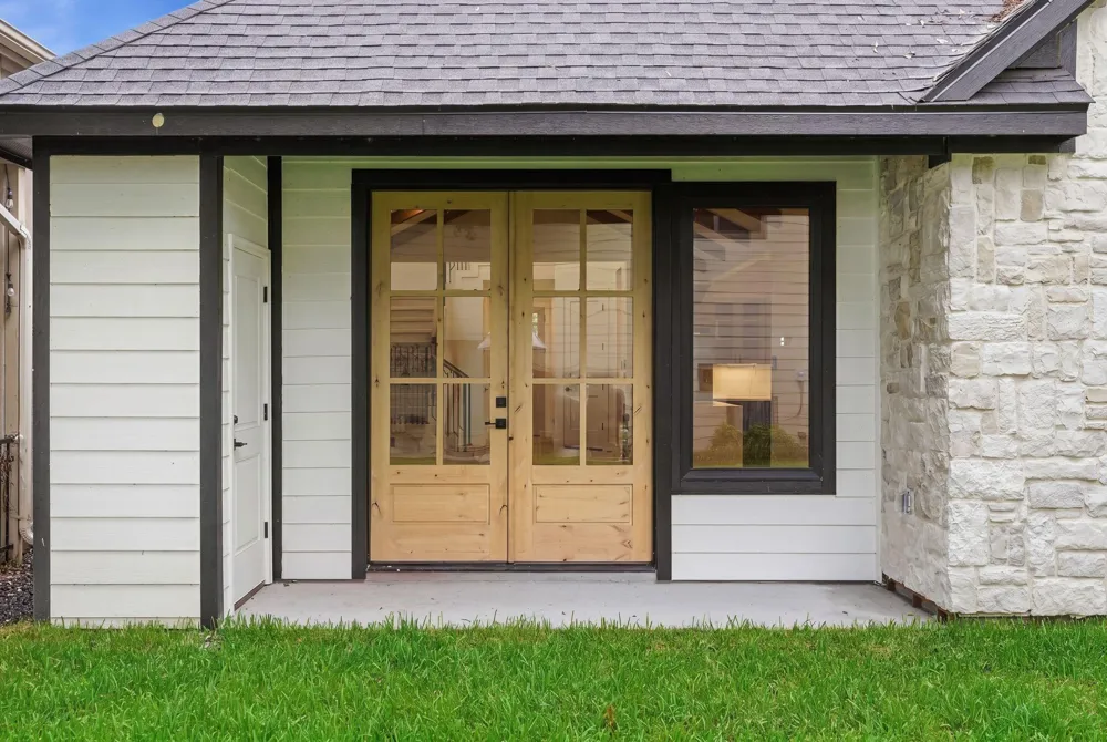 11317 Main Sail Loop Willis, TX 77138