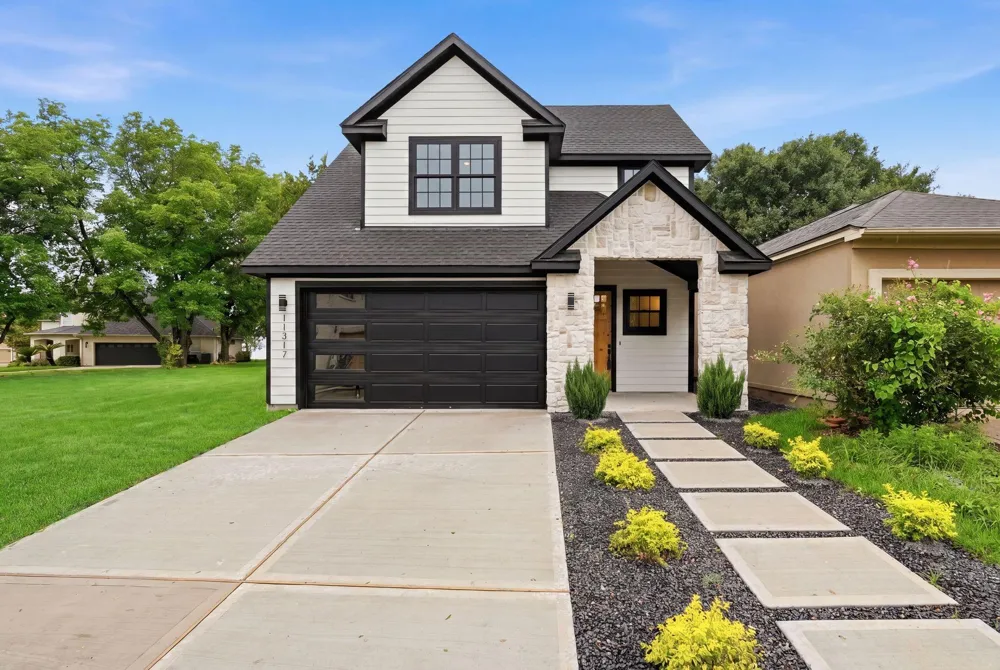 11317 Main Sail Loop Willis, TX 77138