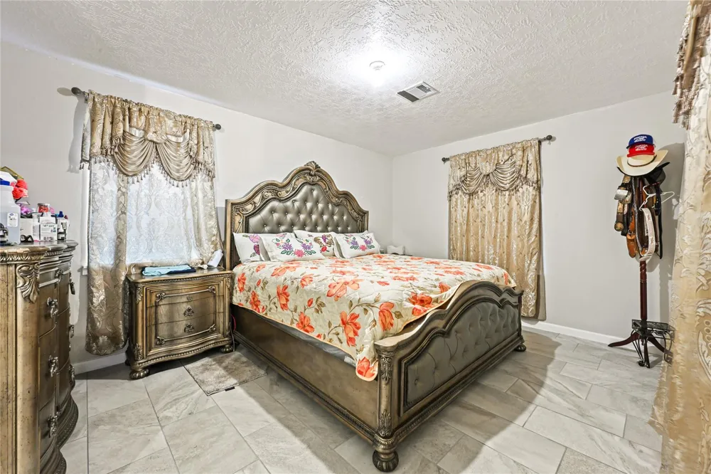 15934 Estella Lane Houston, TX 77090