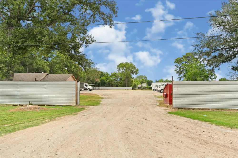 15934 Estella Lane Houston, TX 77090