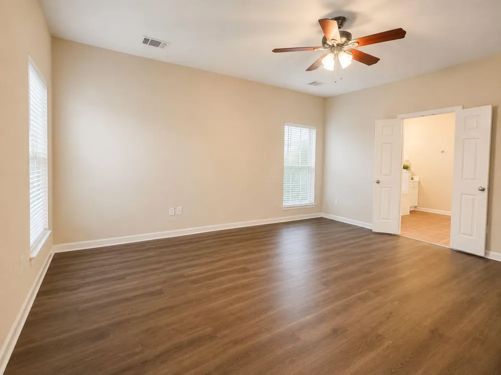501 Falcon Lake Drive Friendswood, TX 77546