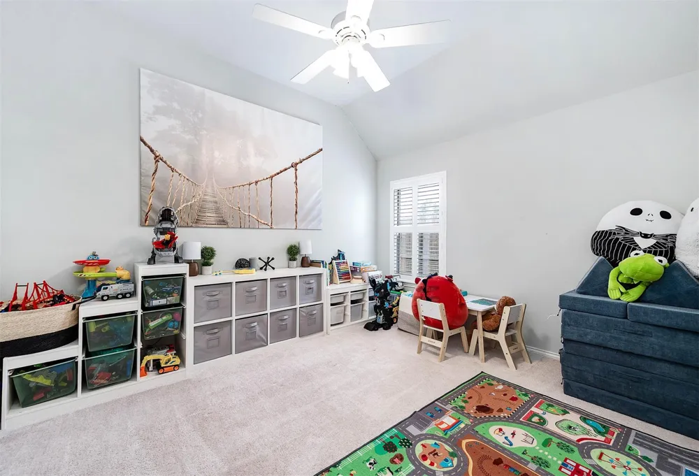 2313 Lilac Breeze Lane Pearland, TX 77584