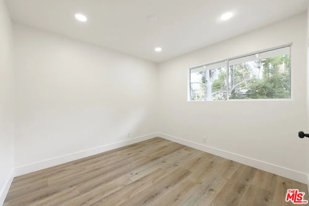 26038 Trana Circle Calabasas, CA 91302