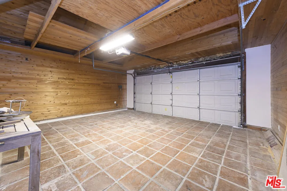 26038 Trana Circle Calabasas, CA 91302