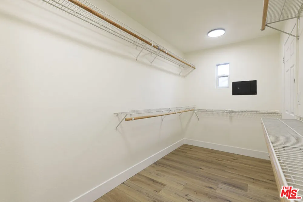26038 Trana Circle Calabasas, CA 91302