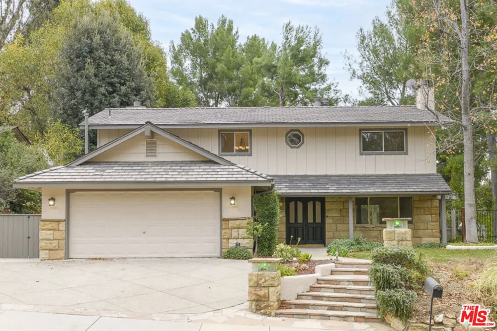 26038 Trana Circle Calabasas, CA 91302