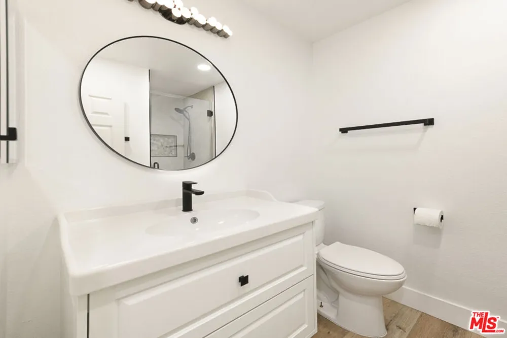 26038 Trana Circle Calabasas, CA 91302