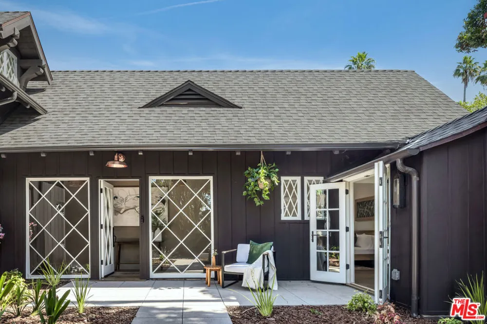 1635 Genesee Avenue Los Angeles, CA 90046