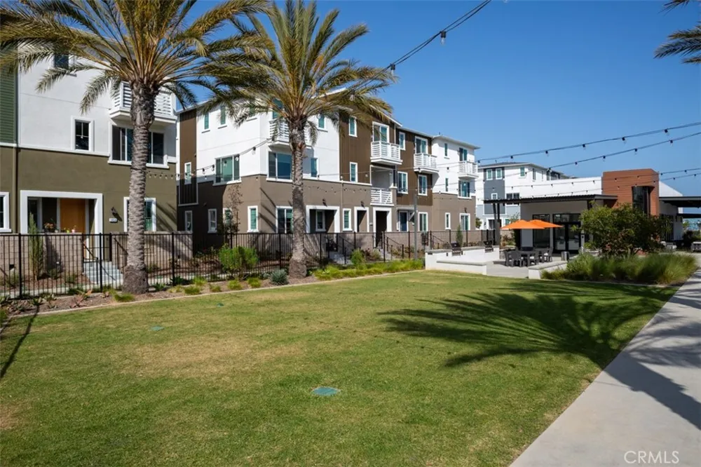27874 S Rainbow Drive San Pedro, CA 90732