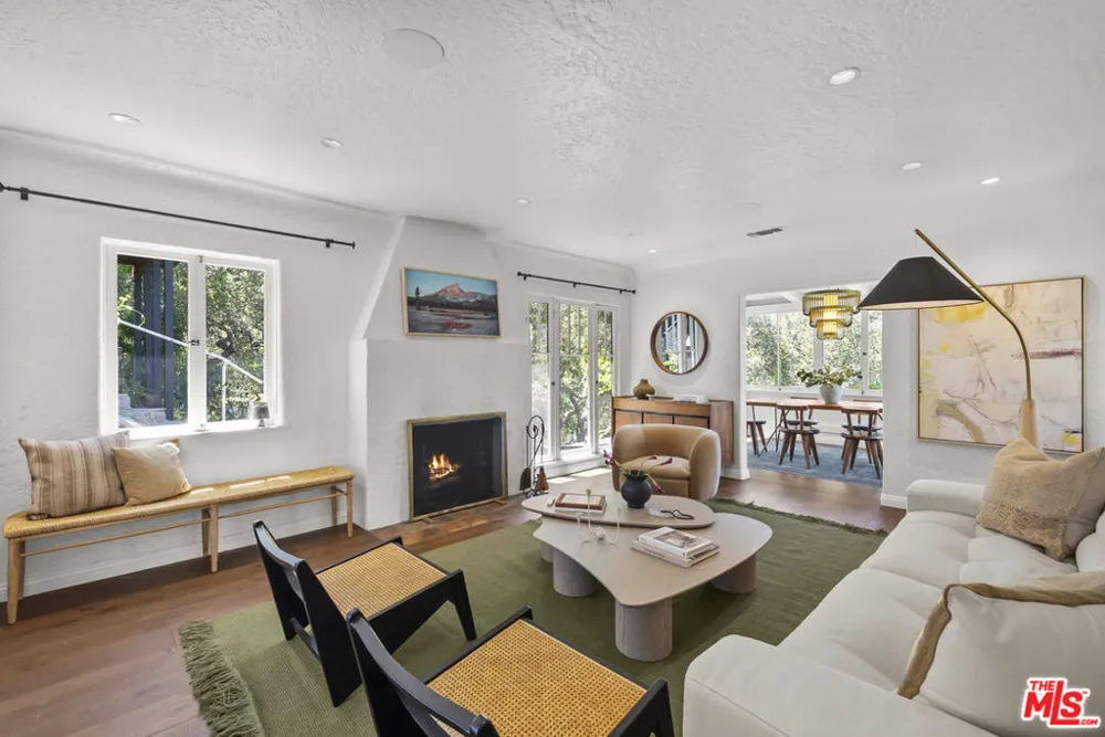 8316 Maple Drive Los Angeles, CA 90046