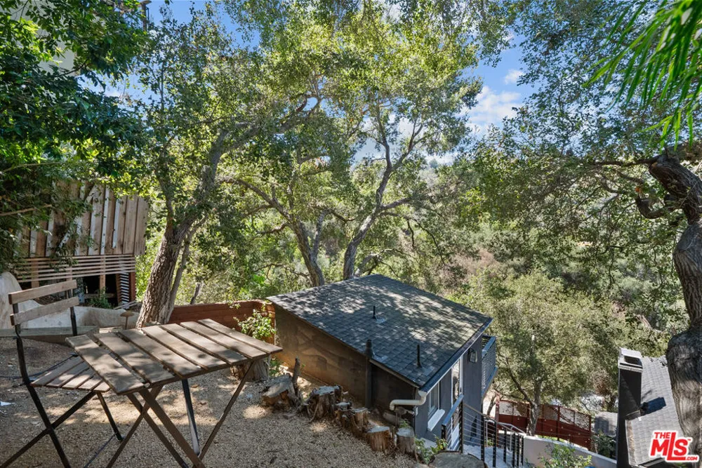 8316 Maple Drive Los Angeles, CA 90046