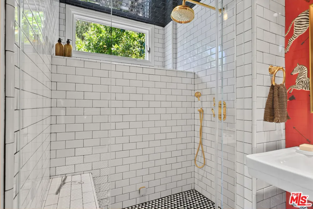 8316 Maple Drive Los Angeles, CA 90046