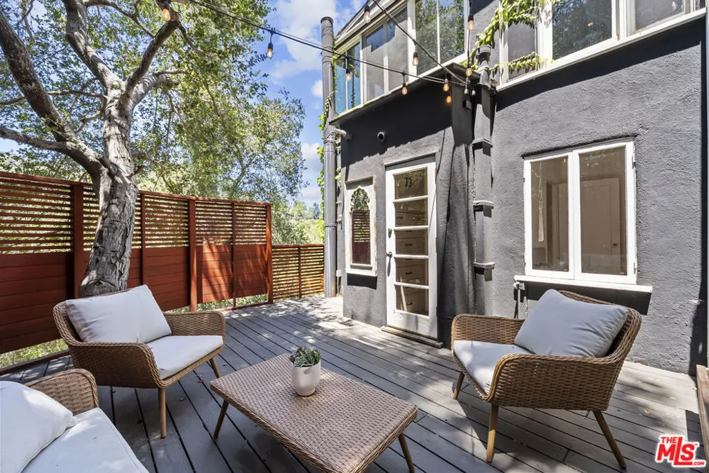 8316 Maple Drive Los Angeles, CA 90046