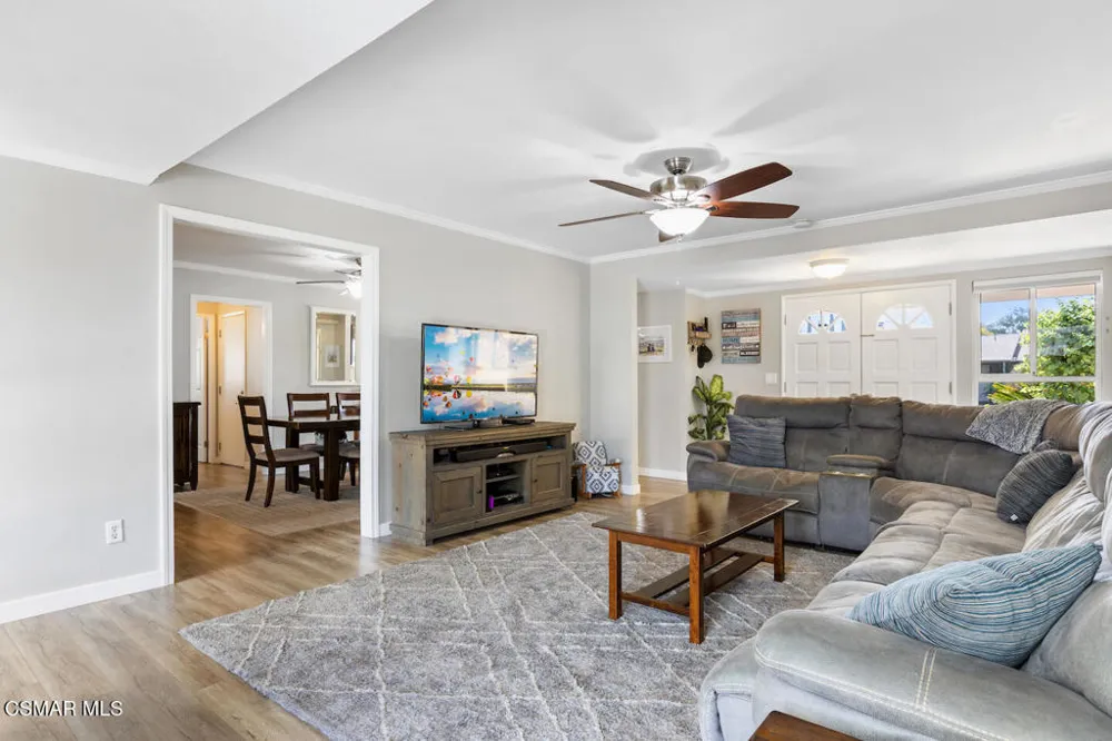 3339 Bryan Avenue Simi Valley, CA 93063