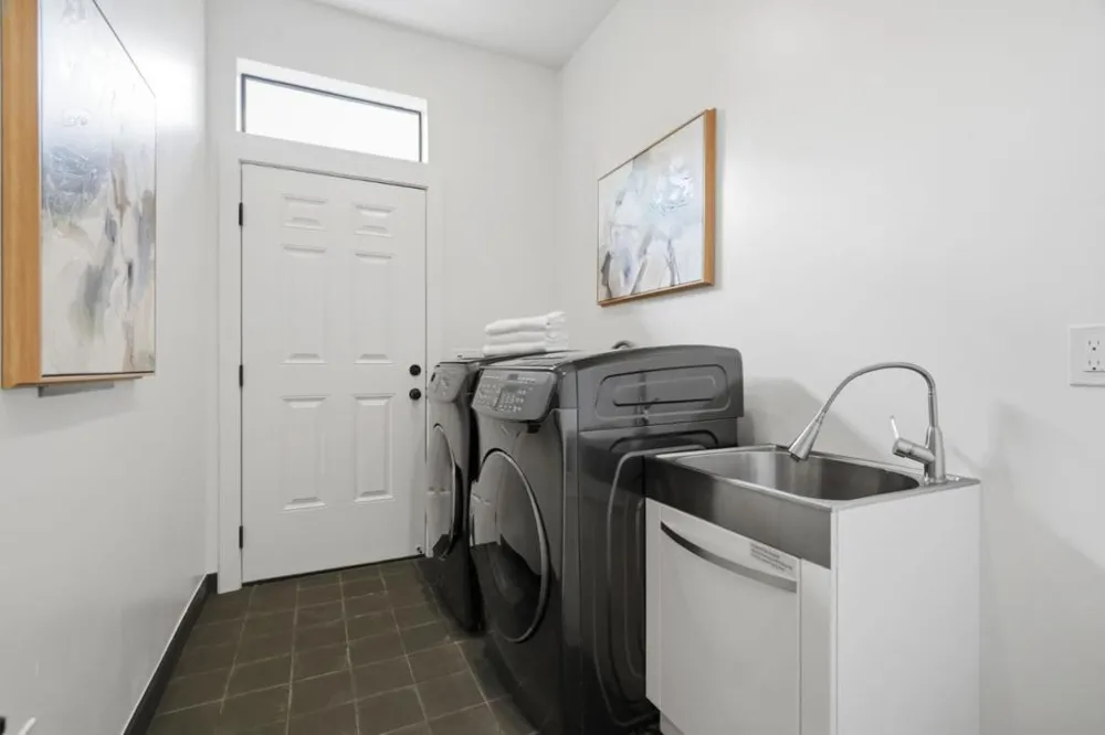 15219 Herring Avenue San Jose, CA 95124
