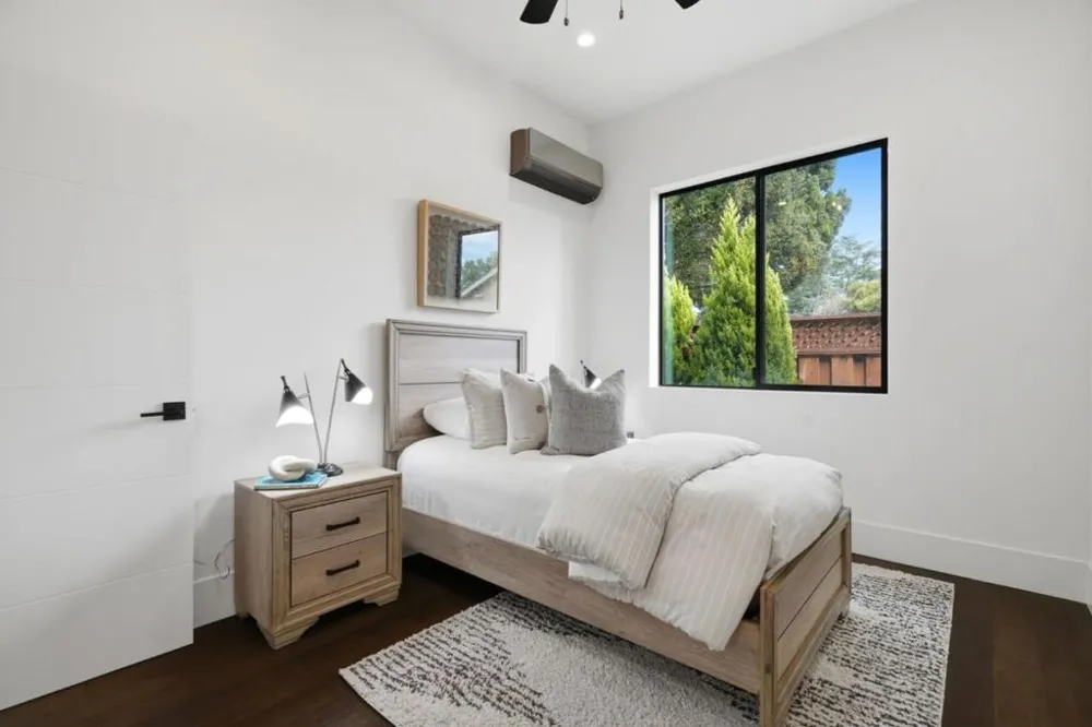 15219 Herring Avenue San Jose, CA 95124