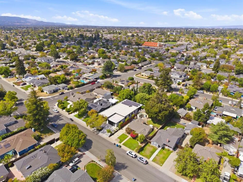 15219 Herring Avenue San Jose, CA 95124