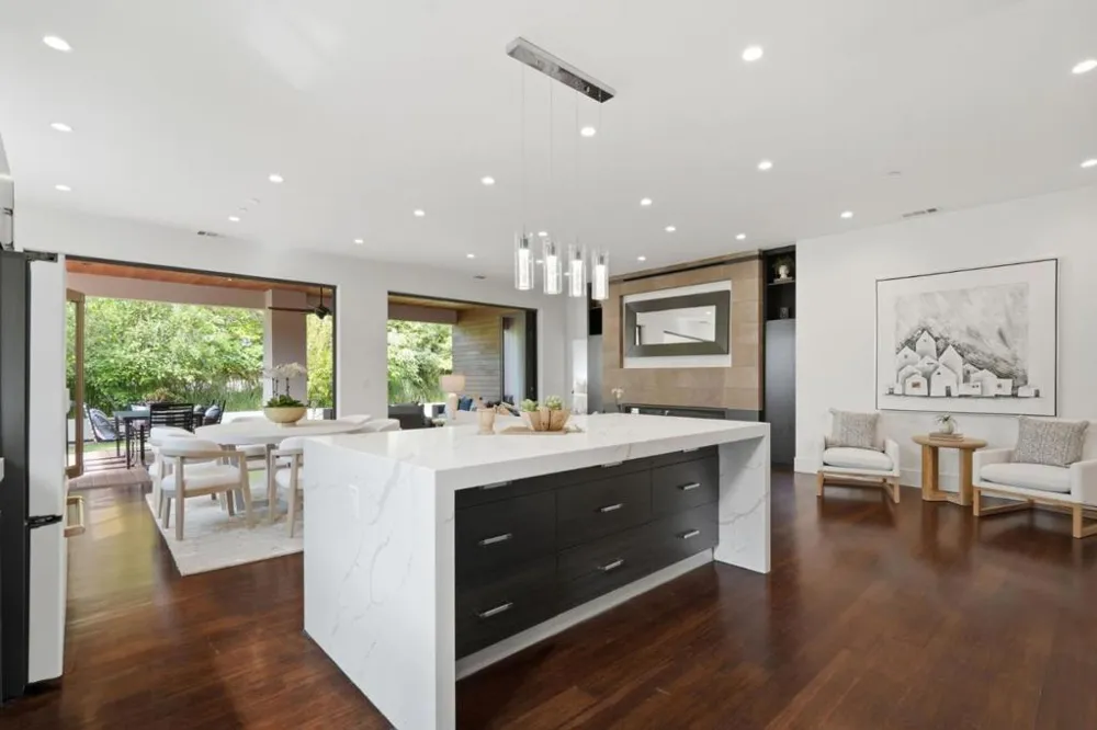 15219 Herring Avenue San Jose, CA 95124