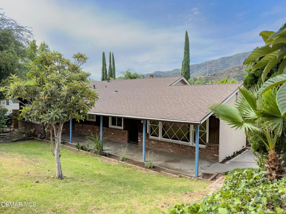 3932 Mayfield Avenue Glendale, CA 91214