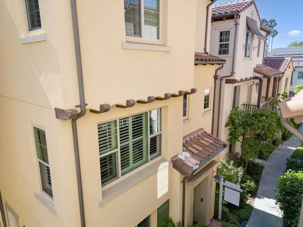 90 Castillo Lane Milpitas, CA 95035