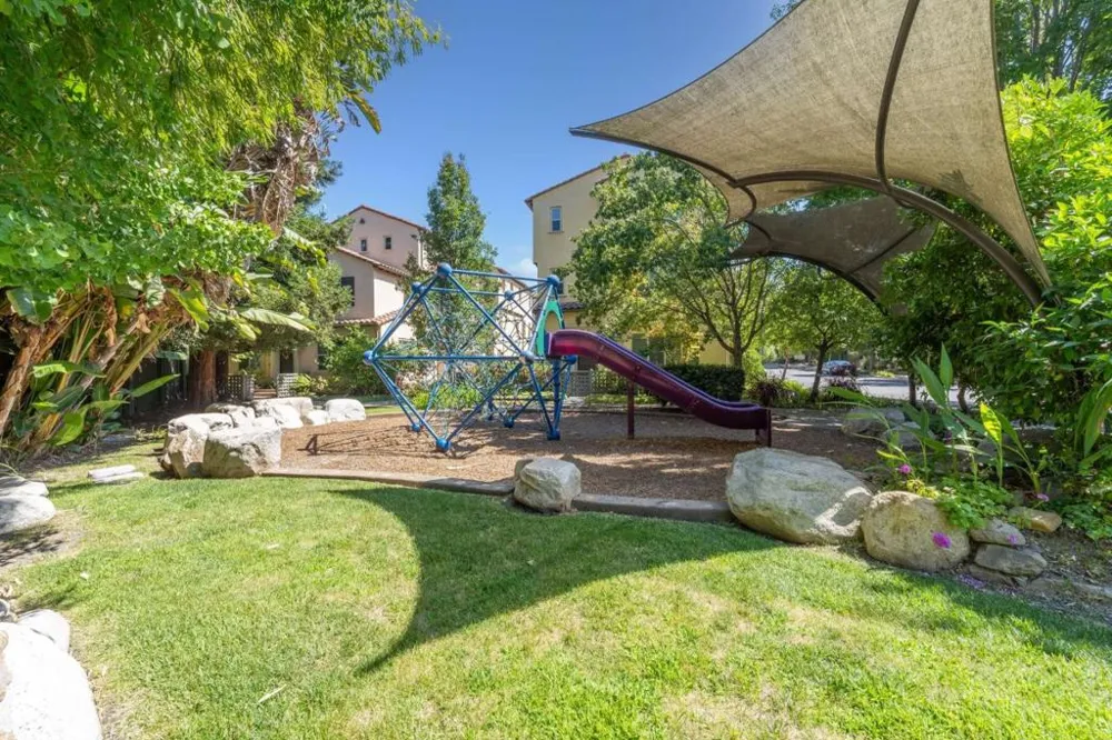 90 Castillo Lane Milpitas, CA 95035