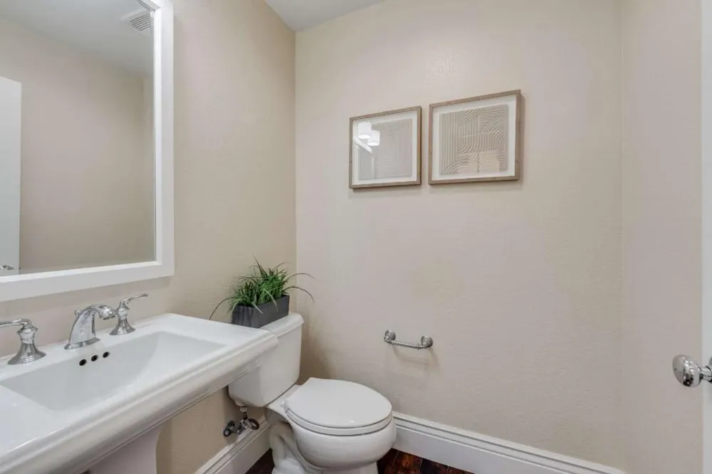 90 Castillo Lane Milpitas, CA 95035