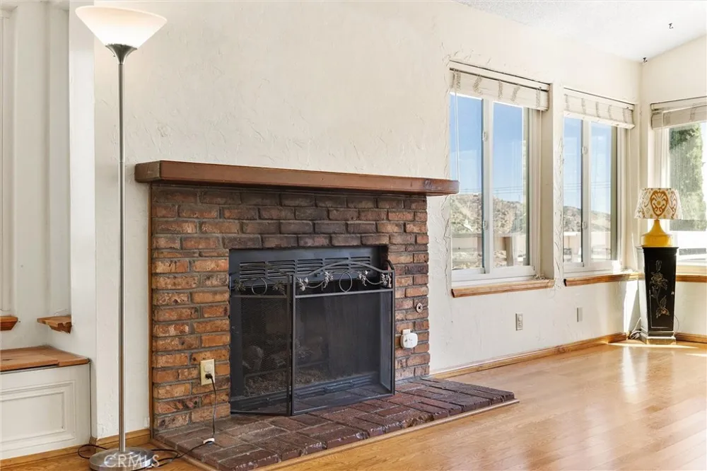 120 South End Frazier Park, CA 93225