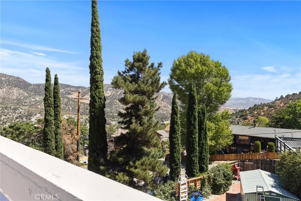 120 South End Frazier Park, CA 93225