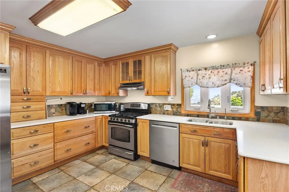 120 South End Frazier Park, CA 93225