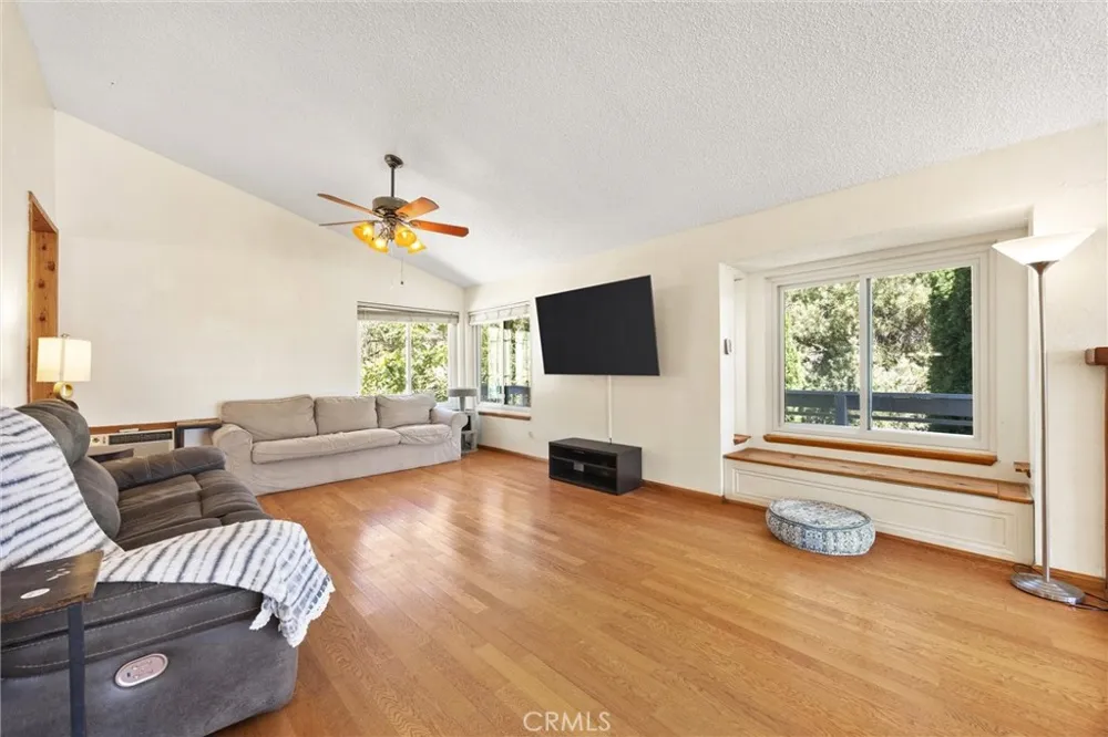 120 South End Frazier Park, CA 93225