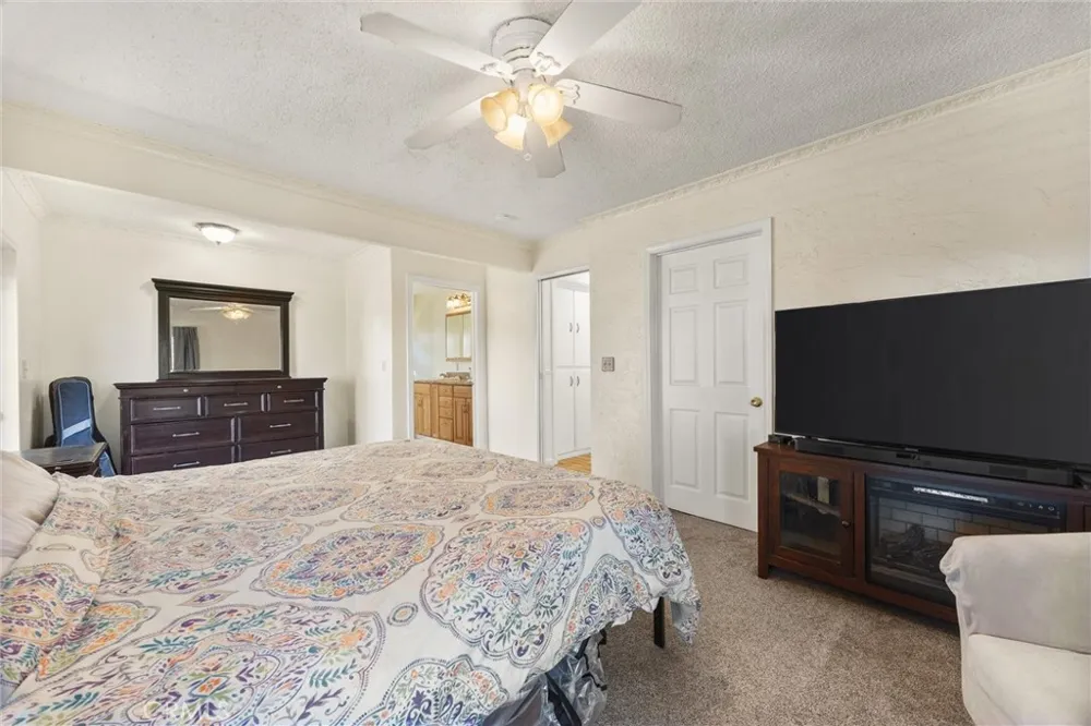 120 South End Frazier Park, CA 93225