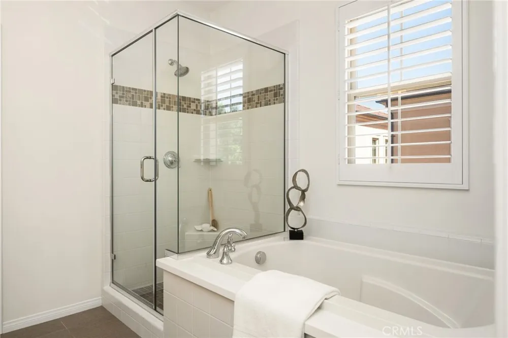 61 Cactus Flower Irvine, CA 92620