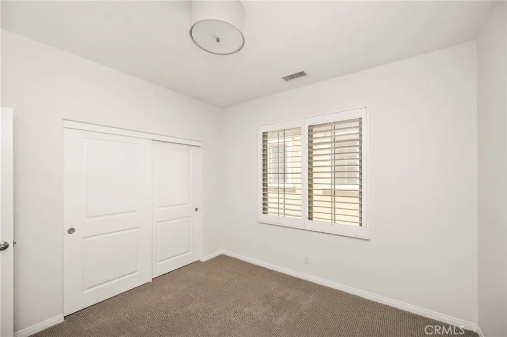 61 Cactus Flower Irvine, CA 92620