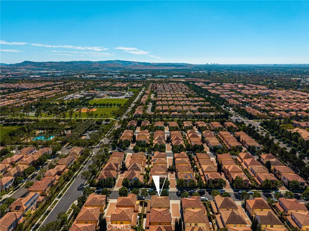 61 Cactus Flower Irvine, CA 92620