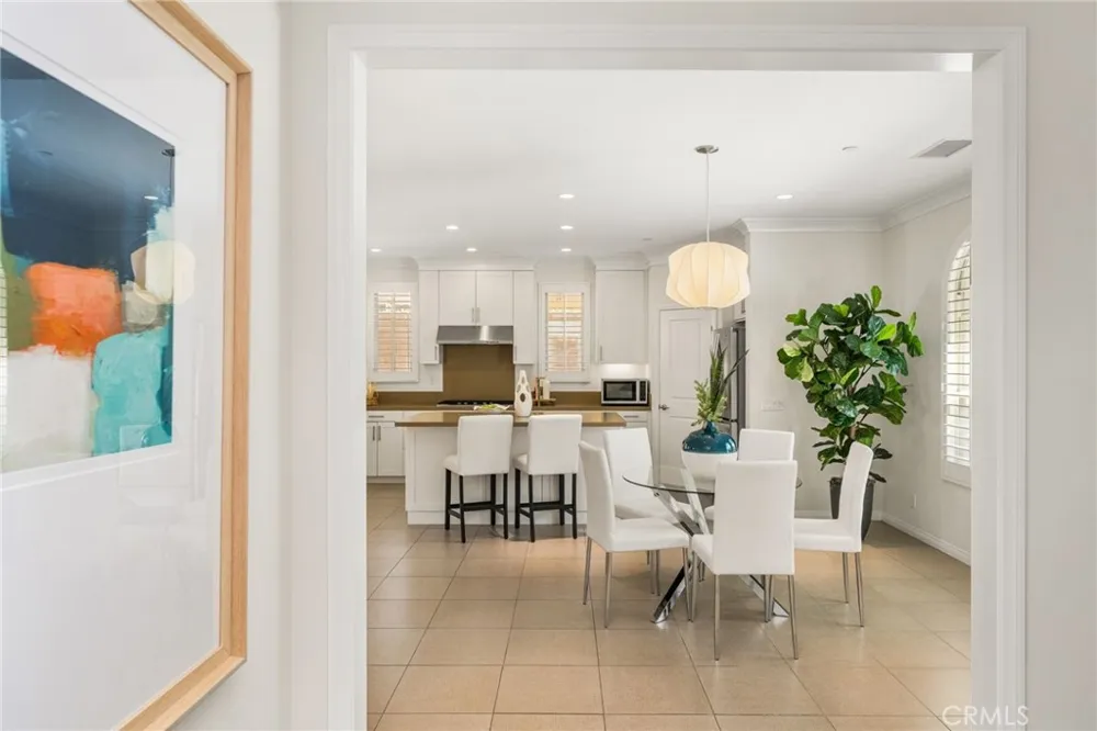 61 Cactus Flower Irvine, CA 92620