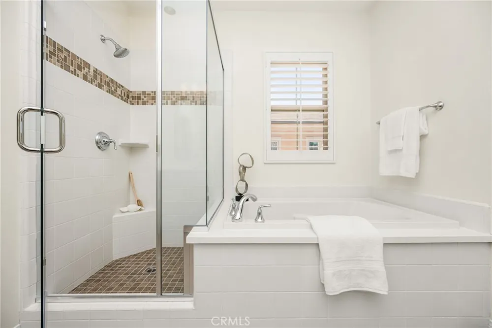 61 Cactus Flower Irvine, CA 92620